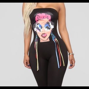 Comfortable all in one biker short set !